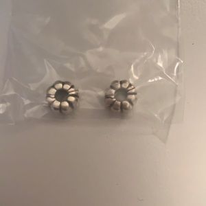 Pandora Clips for bracelet